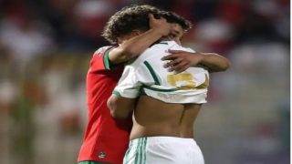 بالصور.. أشبال “الجزائر” يتمردون على “الكابرانات” وينجحون في كسب حب وتقدير واحترام الشعب المغربي