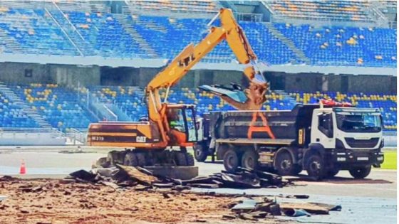 انطلاق أشغال إزالة حلبة ملعب طنجة و إضافة مدرج جديد استعداداً لاحتضان مونديال 2030