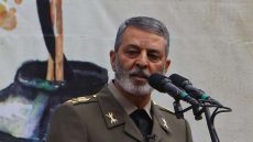 قائد الجيش الإيراني: أي اعتداء على مصالحنا سيقابل برد حاسم وبأسلحة أكثر فتكا