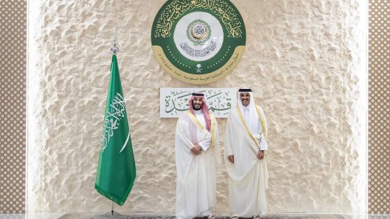 ولي العهد السعودي وأمير قطر يؤكدان أهمية وقف إطلاق النار في غزة وعدم توسع الصراع