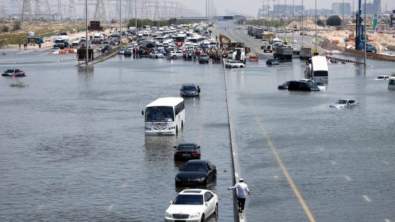 آخر تحديث بالصور.. وضع دبي وإمارات مجاورة بعد الفيضانات