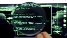 اتهام 4 إيرانيين بالتخطيط لاختراق وزارات وشركات أمريكية