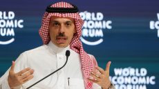 فيصل بن فرحان يعلن اقتراب السعودية وأمريكا من إبرام اتفاق أمني.. وهكذا رد على "تحييد إيران"