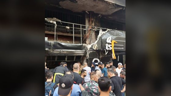 مصرع 8 أشخاص وإصابة 2 جراء انفجار في مطعم وسط بيروت
