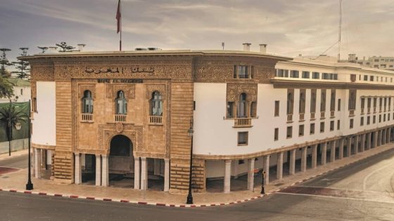 “حروف تيفيناغ” على واجهة بنك المغرب تثير الجدل في الحركة الأمازيغية