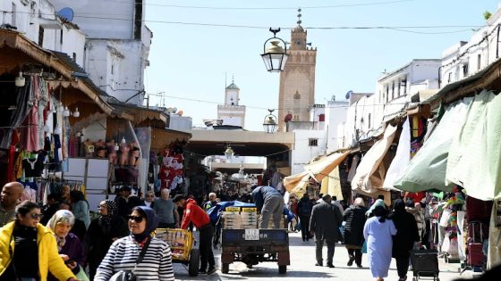 التضخم بالمغرب يقاوم طفرة الطلب في رمضان ويتباطأ إلى 0.9 بالمائة