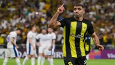 إصدار عقوبة على عبد الرزاق حمد الله هذه قيمتها