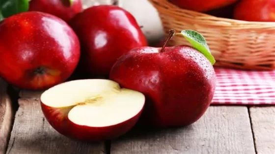 أهمية تناول التفاح