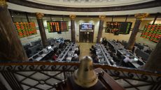مصر.. الحكومة توقف نزيف خسائر البورصة بتأجيل ضريبة الأرباح الرأسمالية.. وخبراء: تسهم في عودة المستثمرين الأجانب