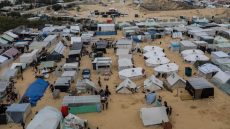 مدير الأونروا في غزة: المكان الذي وجه الجيش الإسرائيلي بعض سكان رفح إليه "ليس مناسبا" للسكن