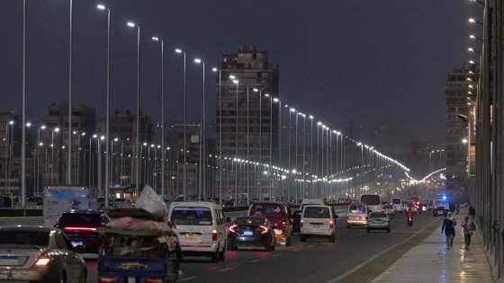 مصر.. تحرك برلماني بشأن شركات النقل الذكي بعد اعتداء سائق على فتاة بـ"سلاح أبيض"