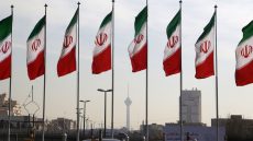 بماذا ينص الدستور الإيراني في حالة غياب الرئيس؟