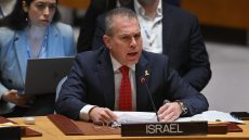 وصف رئيسي بـ"جزار طهران".. سفير إسرائيل لدى الأمم المتحدة ينتقد مجلس الأمن بسبب "دقيقة الصمت"
