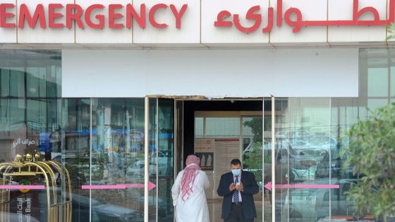 الملك سلمان وولي العهد يتابعان وقوع حالات تسمم في أحد مطاعم الرياض.. وهيئة مكافحة الفساد: "ظهر وجود محاولات إخفاء أدلة"