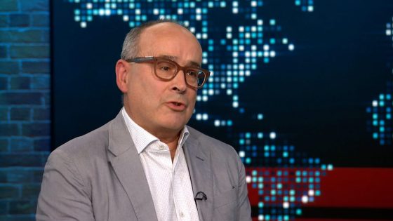 "الوضع كارثي للغاية".. شهادات صادمة من جراح بريطاني عن زيارته الأخيرة إلى غزة