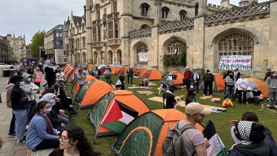 مخيمات احتجاج ضد حرب غزة تنتشر في محيط جامعتي أكسفورد وكامبريدج