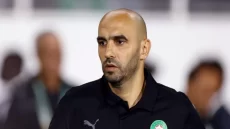 وليد الركراكي يستعين مؤقتا بحارس لتعويض بونو وبنعبيد