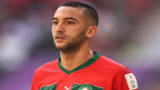 غضب حكيم زياش بعد تغييره في مباراة المغرب وزامبيا -فيديو-