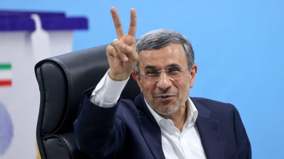 خلفا لإبراهيم رئيسي.. محمود أحمدي نجاد يتقدم لانتخابات الرئاسة