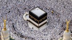 "لا فسوق ولا جدال في الحج".. أمير سعودي: من الملك لولي العهد لأصغر فرد لن يسمح بتعكير صفو المناسك