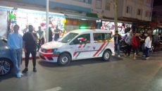 بالصور، حادث اقتحام مروع ليلة عيد الأضحى: سيارة مجنونة تقتحم مطعما وتسبب في إصابات خطيرة وحالة من الهلع