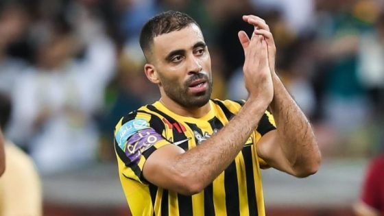 الدولي المغربي حمد الله يهدد مستقبل لاعب مصري في الدوري السعودي.