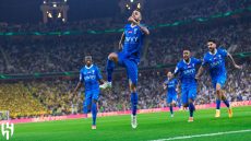 نجم مغربي مطروح على طاولة الهلال السعودي