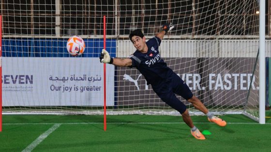 ياسين بونو يتجاوب مع المشاركة في كأس العالم للأندية