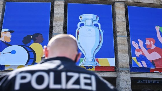 مشجعات في كأس أوروبا يتهمن ثمانينيا بـ”التحرش الجنسي”
