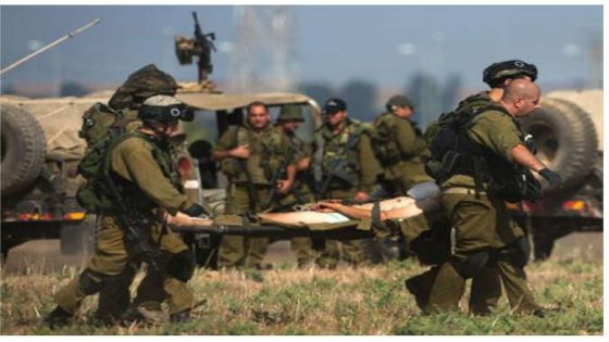 كمين مركب يقتل ضابطا إسرائيليا وجنديا وإصابة 11 آخرين بغزة