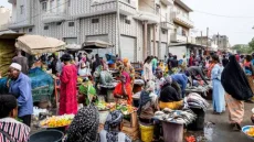 هيئات مغربية بالسنغال تدعو للتهدئة بعد النهائي