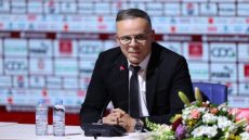 وهبي يطيح بأعمدة الركراكي بالمنتخب.