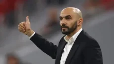 الركراكي يشيد بالصيباري.. هل كان سيتألق مع برشلونة أو باريس؟