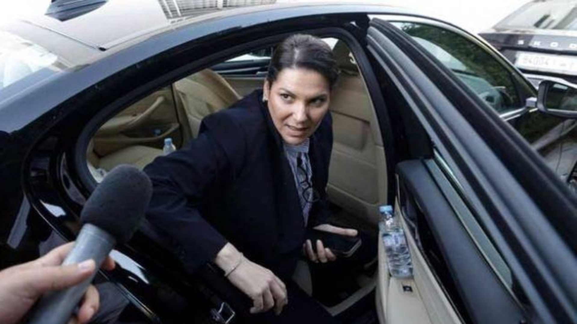 المنصوري تكشف مساء اليوم  رسميا عن التركيبة السياسية لحكومتها