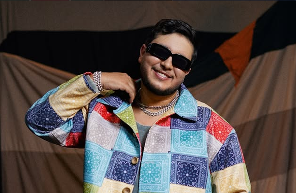 «C’est pas Facile».. مهدي مزين يحصد تفاعلاً واسعاً بأغنيته الجديدة
