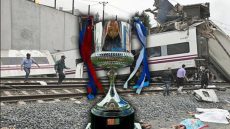 حدادا على ضـ ـحـ ـايا حـ ـادث القطارين.. الاتحاد الإسباني يؤجل مباريات كأس الملك