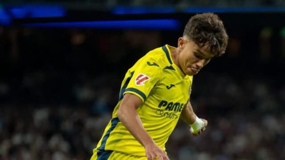 عبر مواجهة ريال مدريد.. المغربي نزار الجميلي يدشن مبارياته الرسمية مع فياريال
