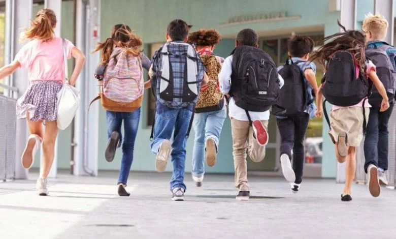 التلاميذ يستعدون لأول عطلة مدرسية في الموسم الدراسي 2026-2027